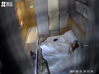 萤石云酒店摄像头偷拍高富帅约炮身材超棒的女网红海报剧照